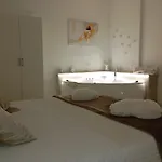 Deluxe Romantic * سان مينايو