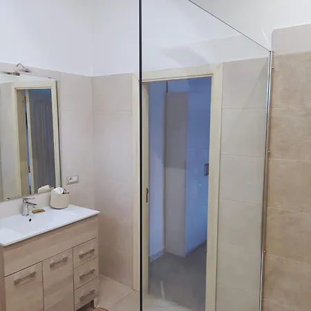 Deluxe Romantic * San Menaio