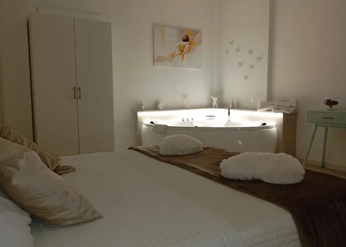 Deluxe Romantic * San Menaio